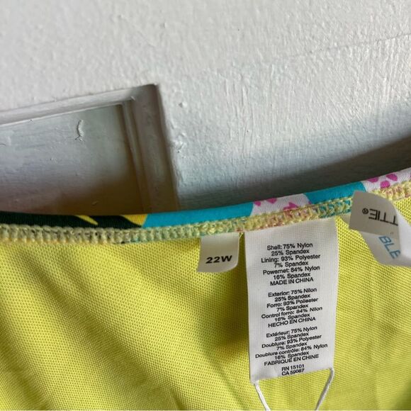 NWT Bleu Rod Beattie Women Wild Heart Key West Cap Sleeve One Piece Swimsuit - Picture 6 of 7